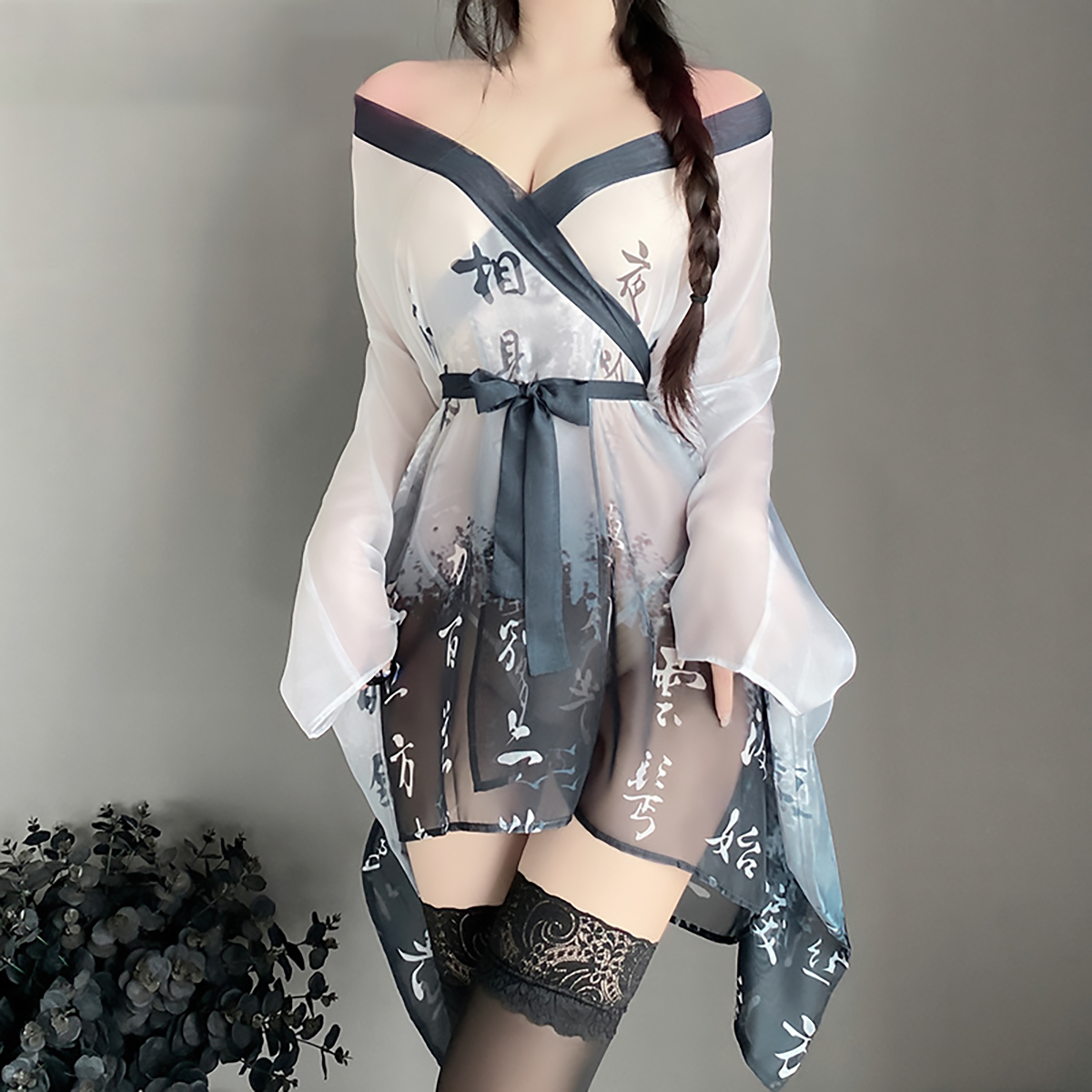 セクシー着物 透け感で大胆に肌魅せた古風漢服コスプレ 日本伝統着物