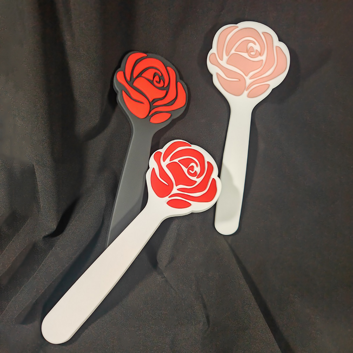 鞭トレーニング 華麗に咲かせるシリコン薔薇のSMスパンキングパドル