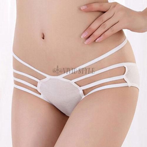 デザイン的なストリング使いがセクシーなローライズショーツ スベビードール通販商品一覧