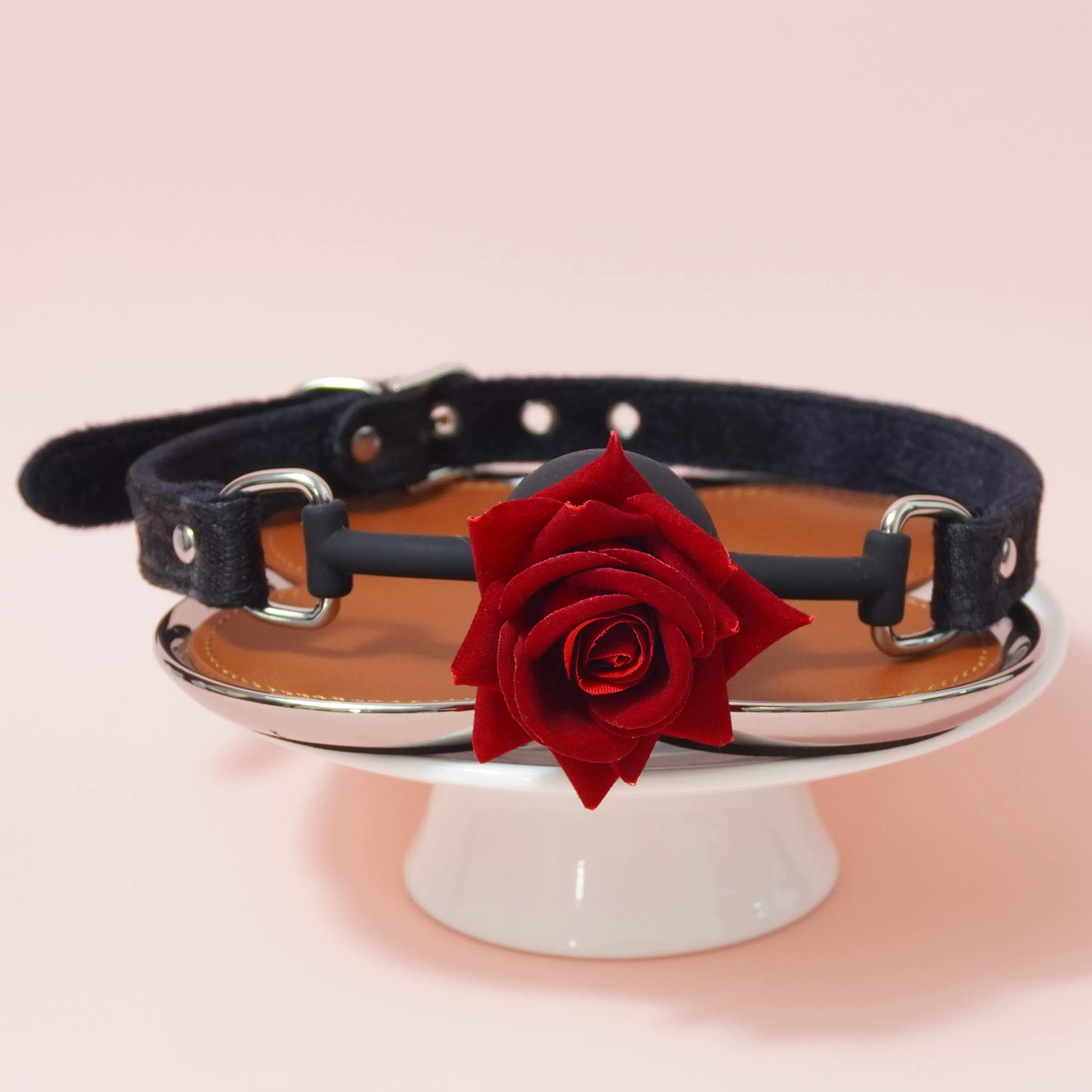 sm グッズ エロ い コスプレ 一輪の薔薇が付いたシリコンボール口枷 4.2cm